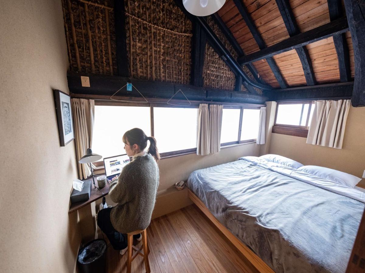 Hostel & Tatami Bar Uchikobare -内子晴れ- Zewnętrze zdjęcie